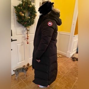 Canada Goose Long Black Winter Coat - Women Size Medium